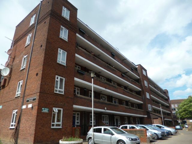 Wood berry down estate image